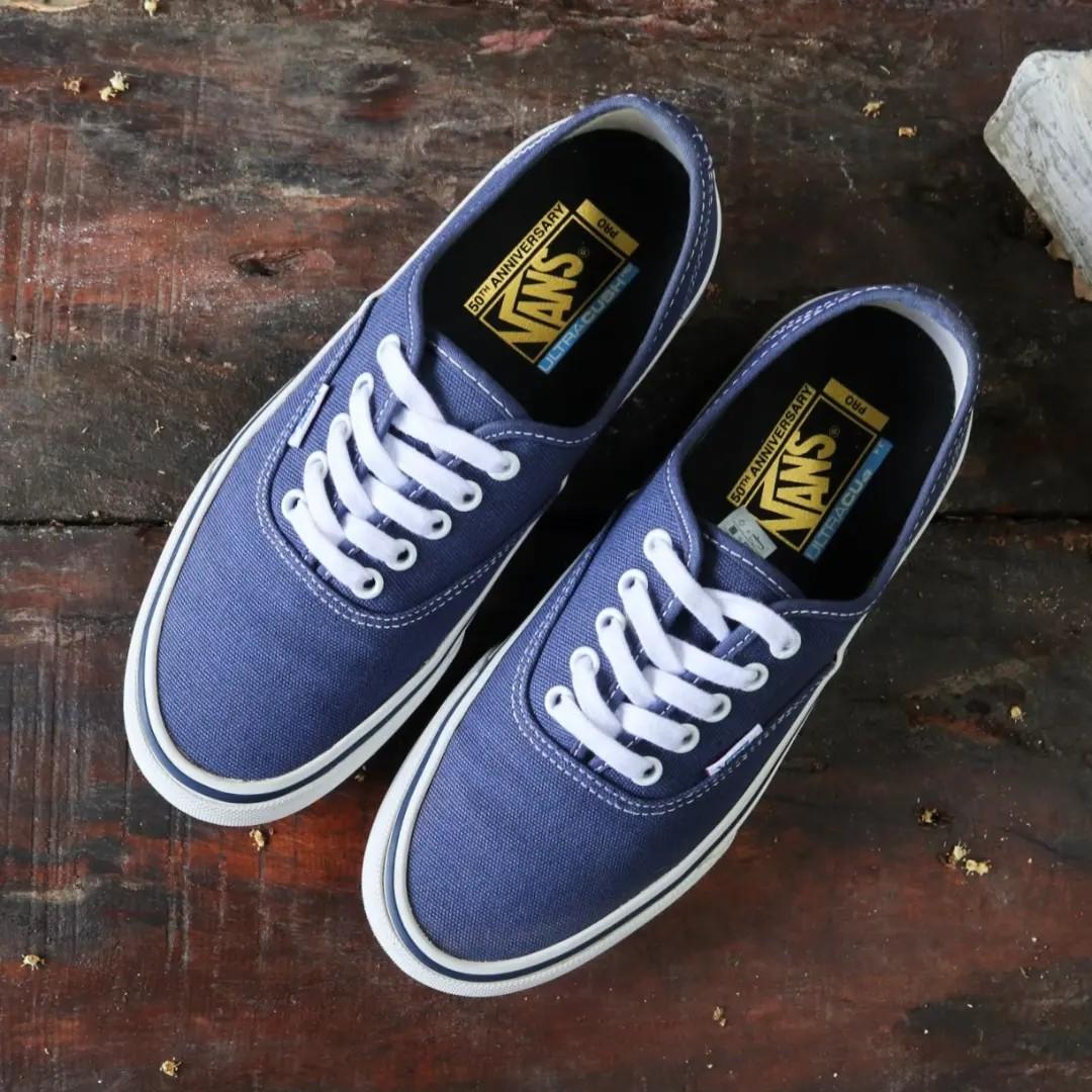 Vans authentic top pro 74