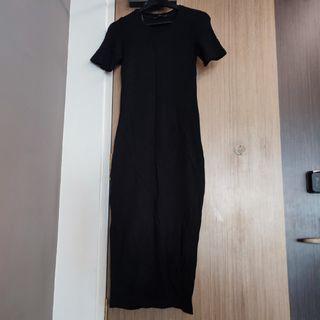 Zara Black body contour / hugging sleeved dress
