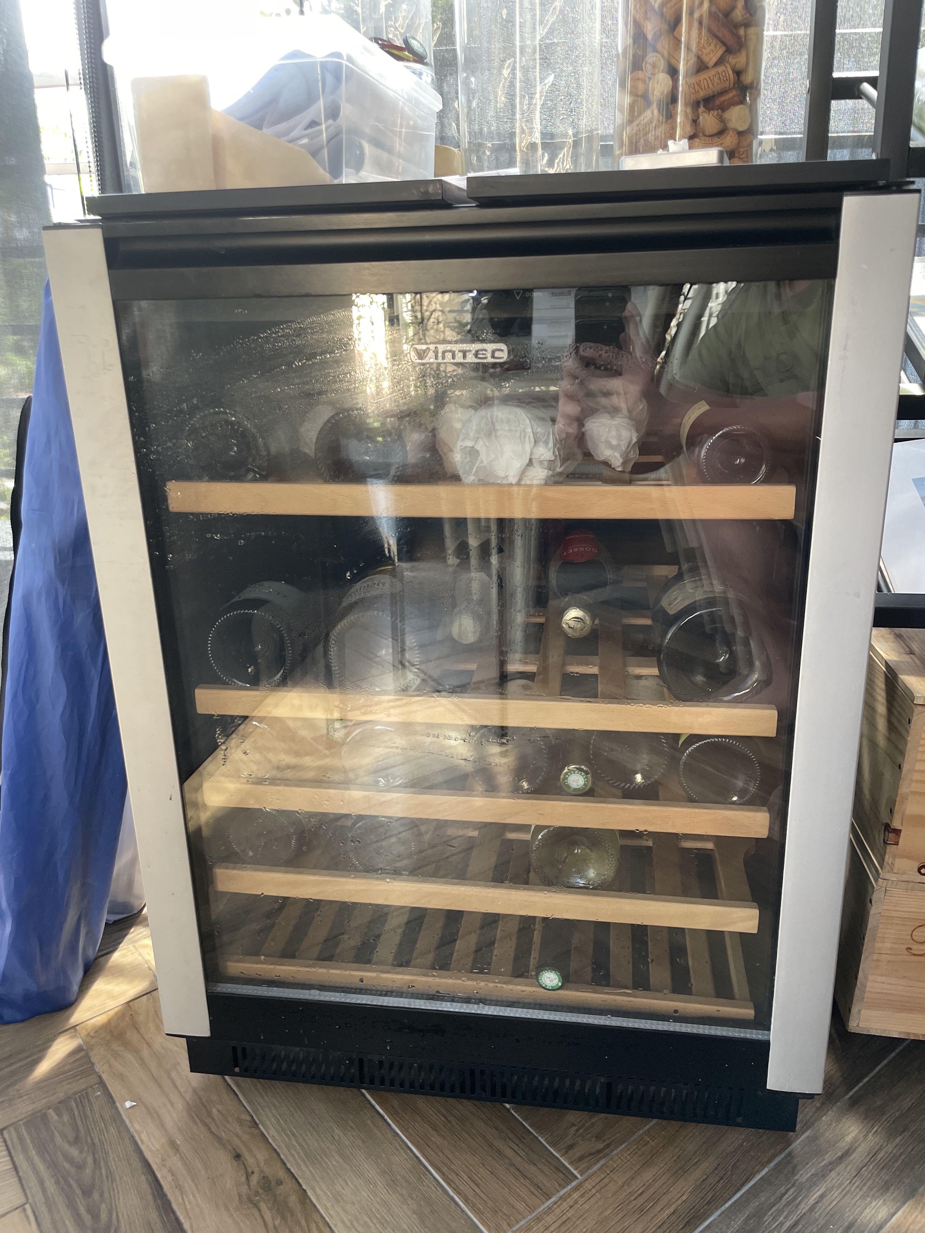 50 bottle capacity Vintec wine fridge / chiller / cellar / cooler, TV