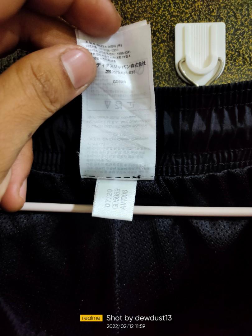 ADIDAS (L), 他的時尚, 褲子在旋轉拍賣