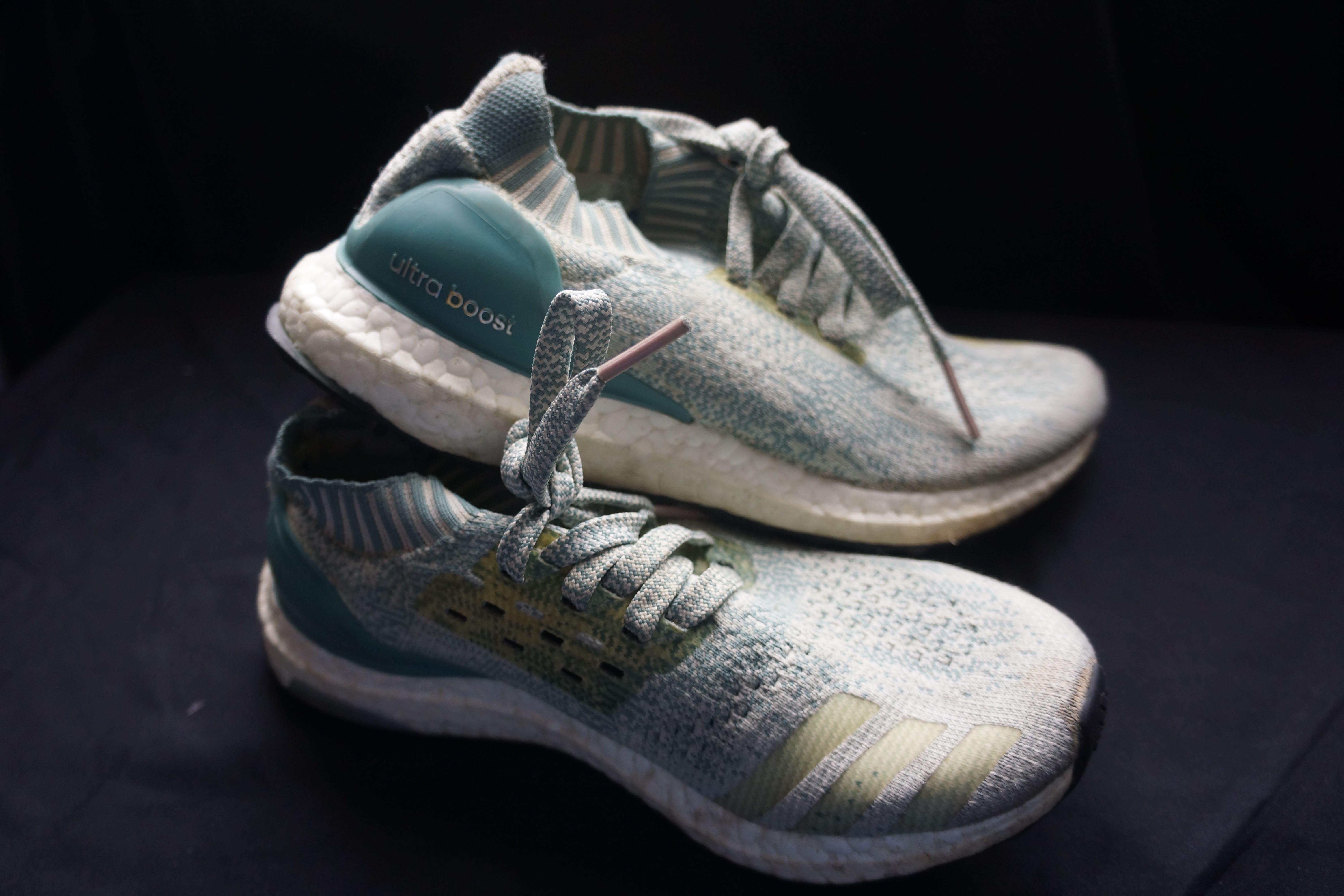 Ultra boost 2025 uncaged sea blue
