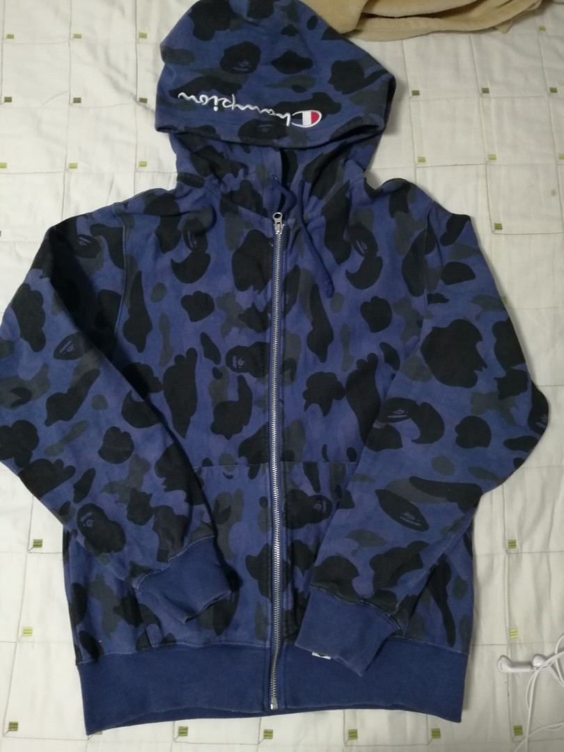 har taget fejl det samme Addition Bape x champion hoodie jacket, Men's Fashion, Coats, Jackets and Outerwear  on Carousell