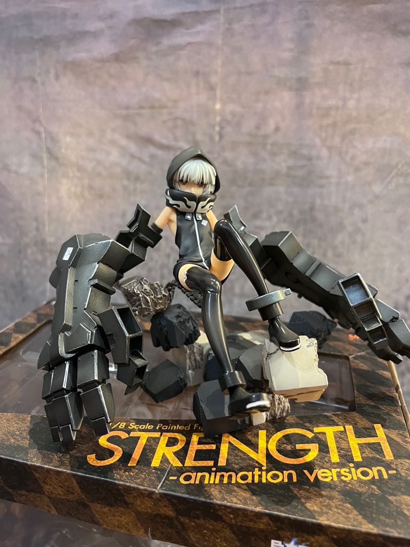 Black rock shooter on sale strength figure