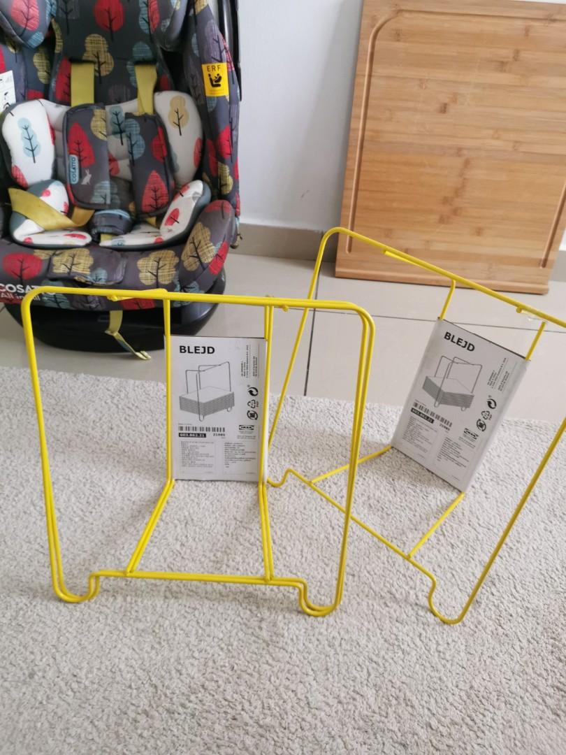 Ikea Book stand Blejd, Hobbies & Toys, Books & Magazines, Magazines on