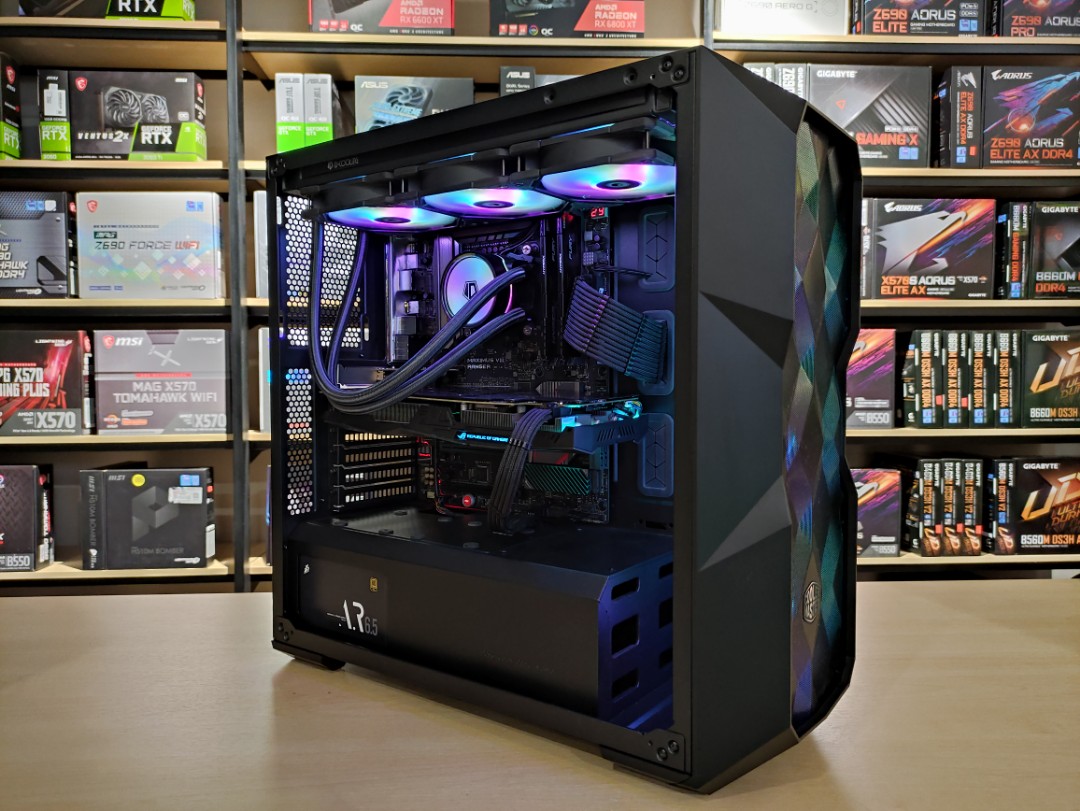 Custom Gaming PC - Asus ROG - Intel i7 - Water Cooled - Silent ...