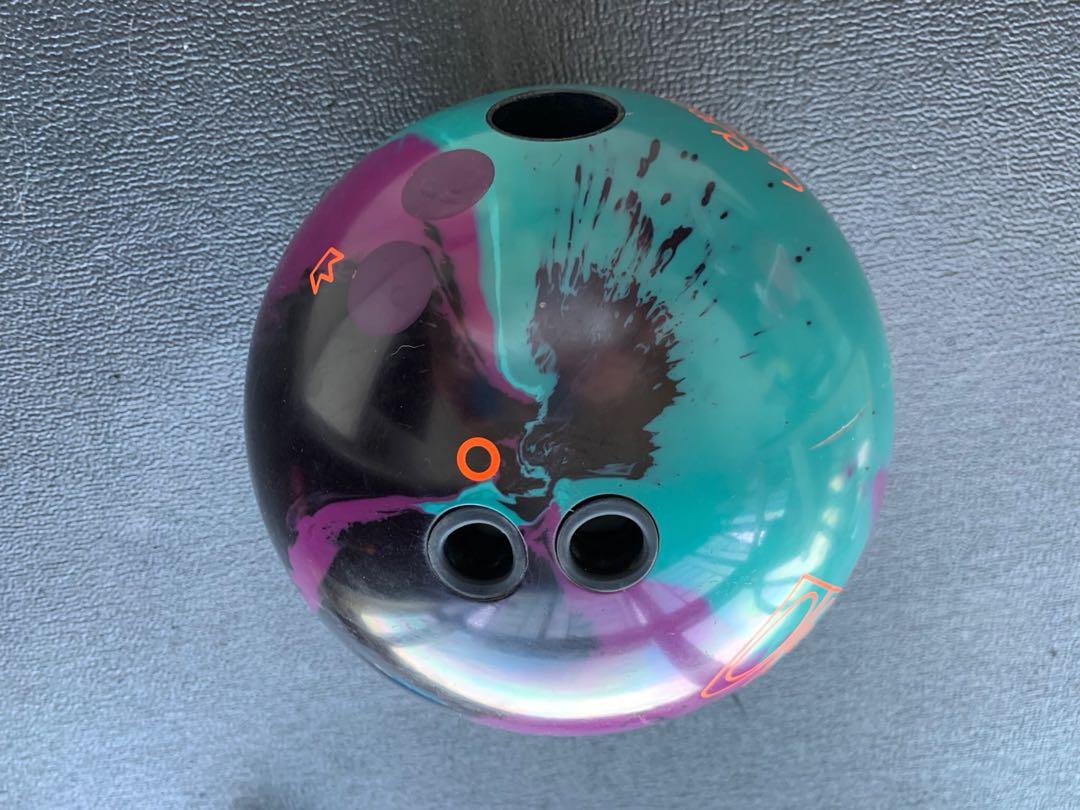 Bowling Ball 15 lbs, Sports Equipment, Sports & Games, Billiards