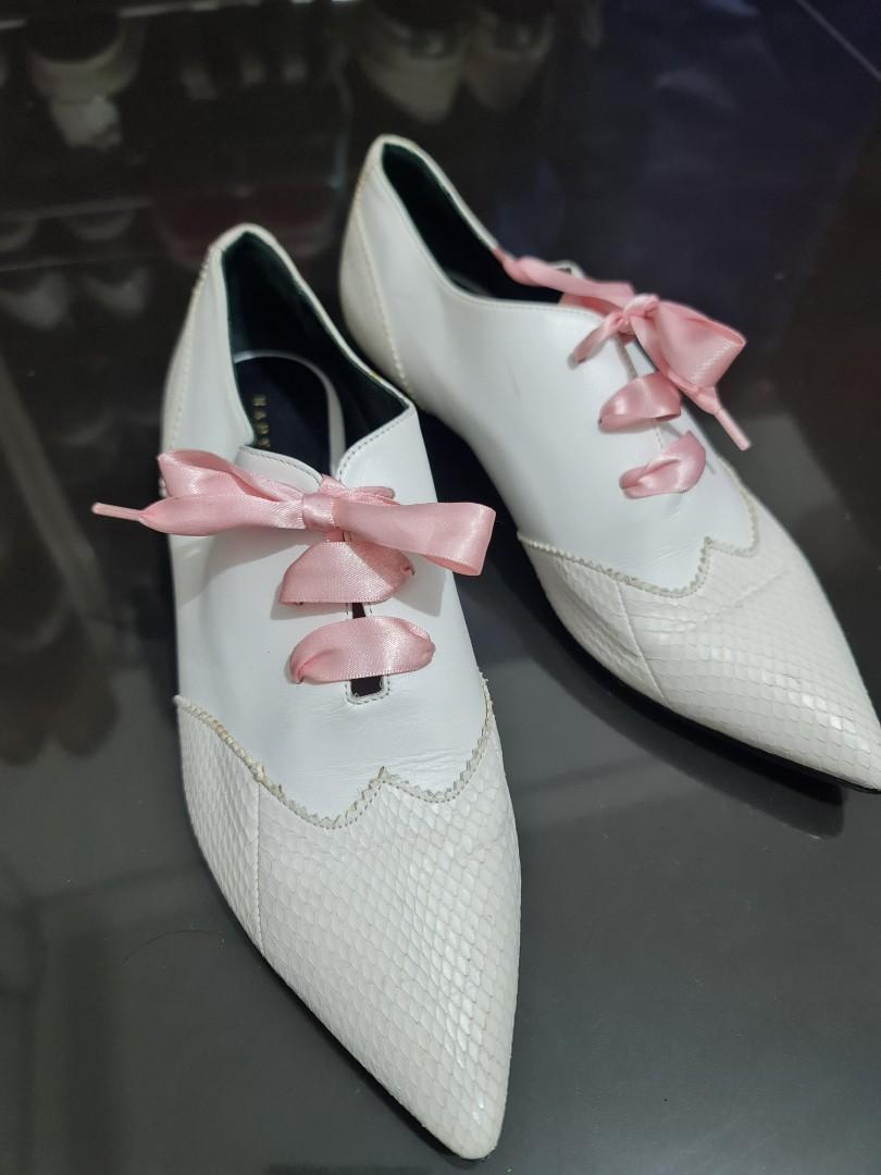 Brogues in White (Category: Loafers) located in Paranaque City. Submitted by mojwints (Listing ID 1143162373, Image 3). Description: 🔥RARE 🔥 from UAE. Used only once. Size 38 on shoe. see photos for minimal flaw- few stains.