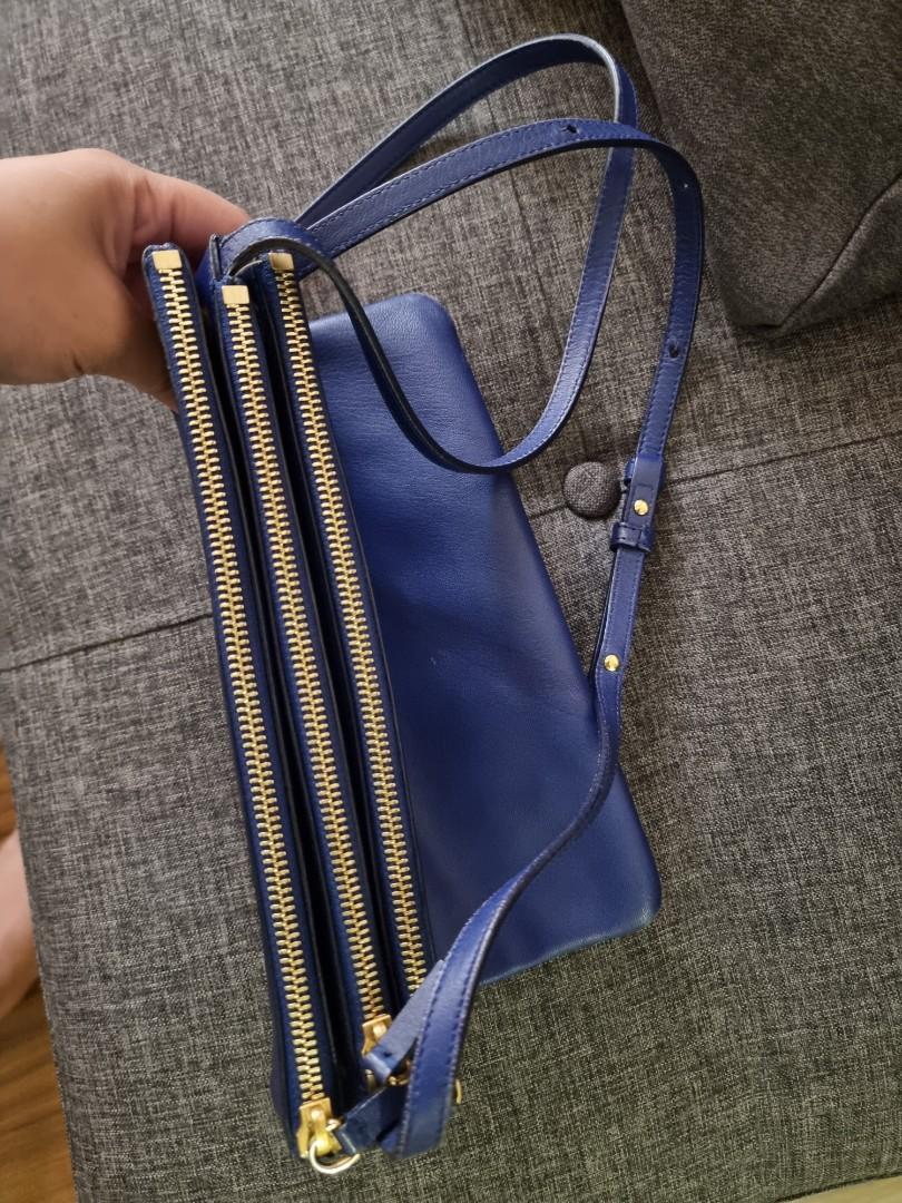 Celine Trio Bag (Category: Luxury Bags & Wallets) located in Taguig. Submitted by closetdetoxmnl (Listing ID 1143101264, Image 3). Description: Celine Trio In good condition no inclusions, will try to find original dustbag but can give regular dustbag RFS: Decluttering.