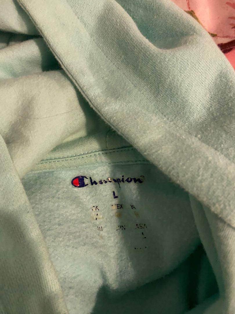 Champion Teal Hoodie (Category: Coats, Jackets and Outerwear) located in Bacoor. Submitted by prelovedfor75php (Listing ID 1143248735, Image 2). Description: .