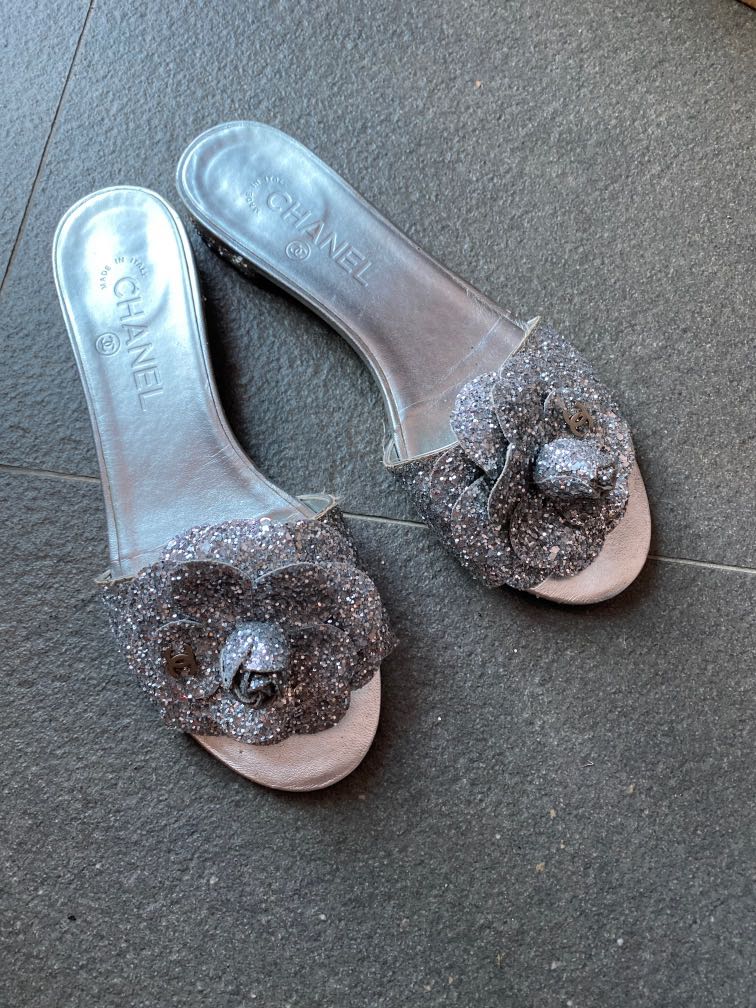 Chanel hotsell glitter slides