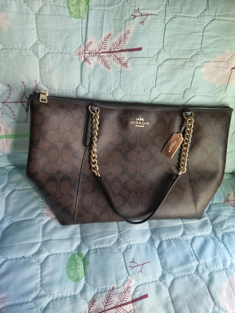 Ava chain tote in signature sales leather