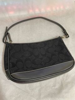 （分類：）位於 。 由 Po_lov_ 提交（商品編號 1143128881，圖片 1）。簡介： 。