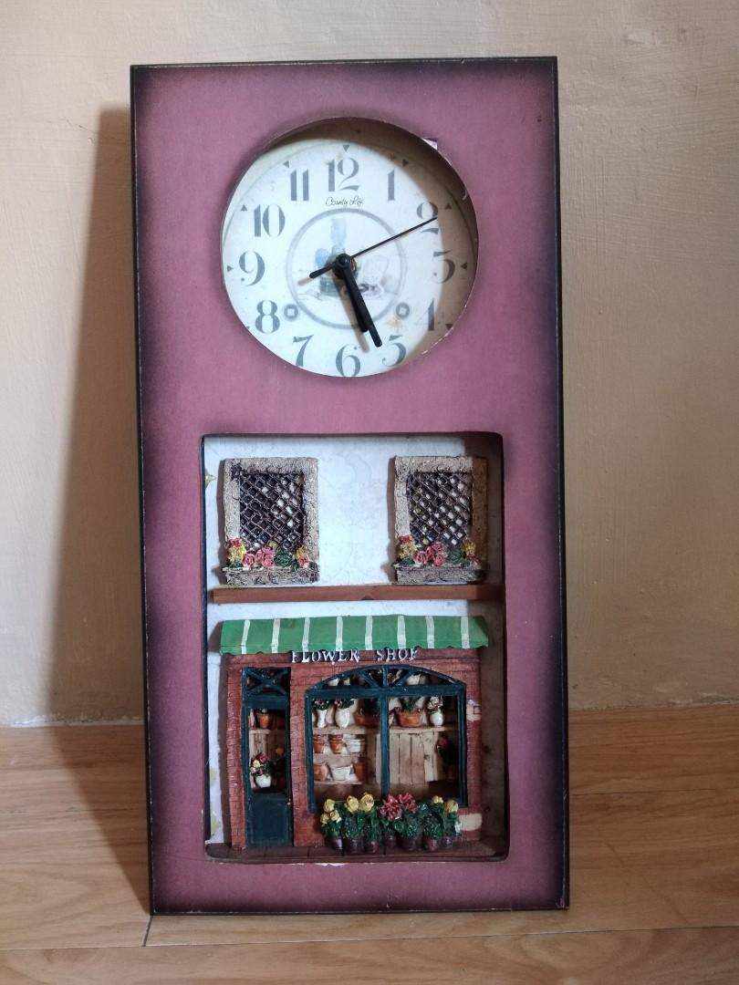 Countrythemed wall clock, Furniture & Home Living, Home Decor, Clocks