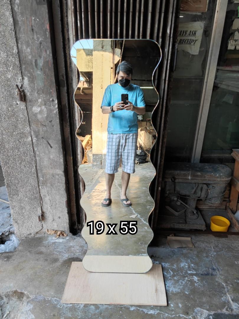 Customize shape frameless mirror (Category: Mirrors) located in Malabon City. Submitted by mirrors.ph (Listing ID 1143127298, Image 1). Description: Customize shape frameless mirror using 6mm thick copper free lead free mirror polished edges Size: 19 x 55 P2000.