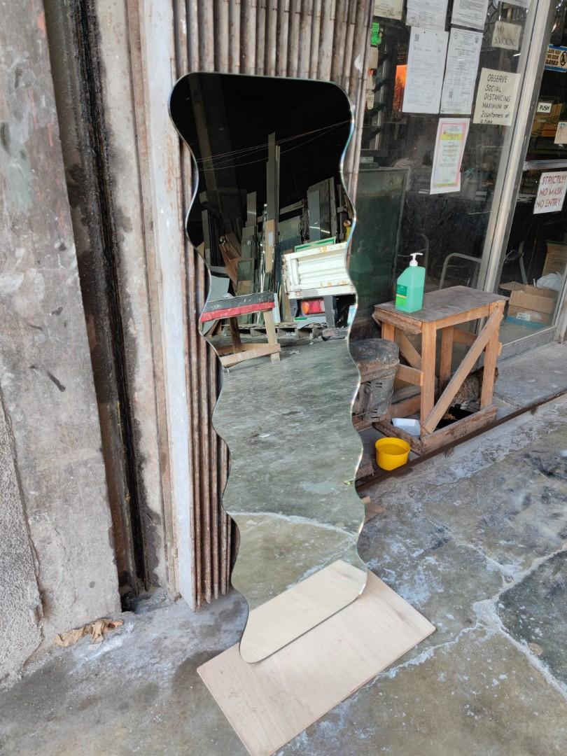 Customize shape frameless mirror (Category: Mirrors) located in Malabon City. Submitted by mirrors.ph (Listing ID 1143127298, Image 3). Description: Customize shape frameless mirror using 6mm thick copper free lead free mirror polished edges Size: 19 x 55 P2000.