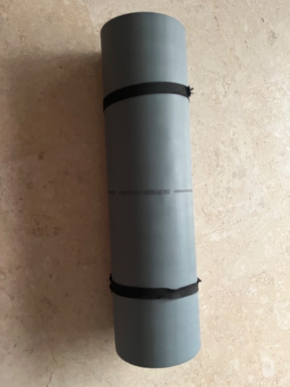 Decathlon workout mat, Sports Equipment, Exercise & Fitness, Exercise