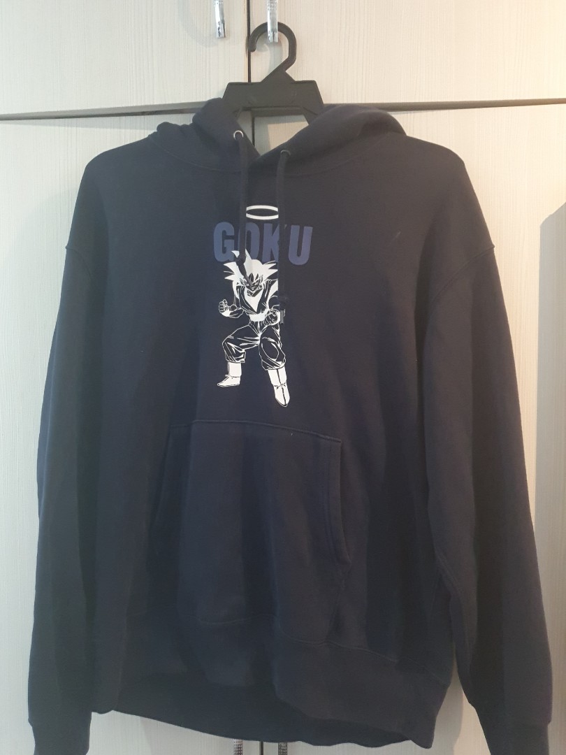 Uniqlo goku hoodie deals