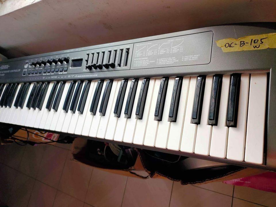 Edirol Midi Piano Keyboard controller PCRM80 P7000 Each, Hobbies & Toys, Music & Media