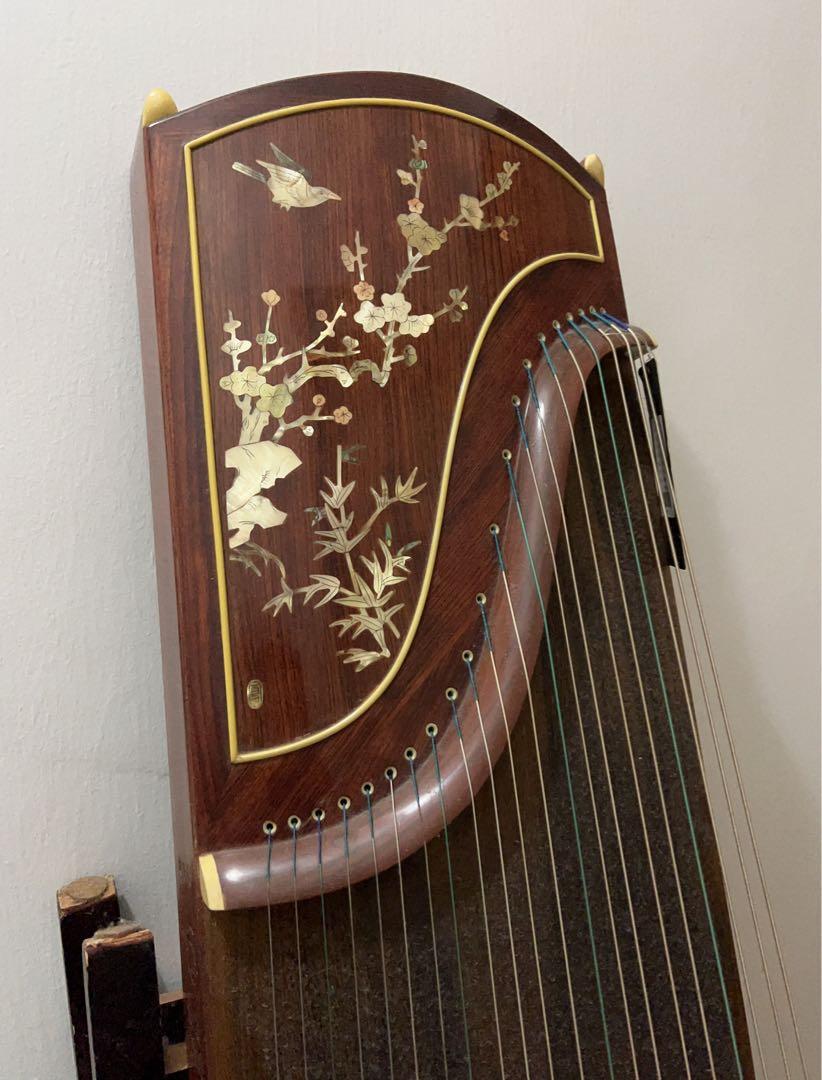 Guzheng 22 strings with stand, Hobbies & Toys, Music & Media, Musical