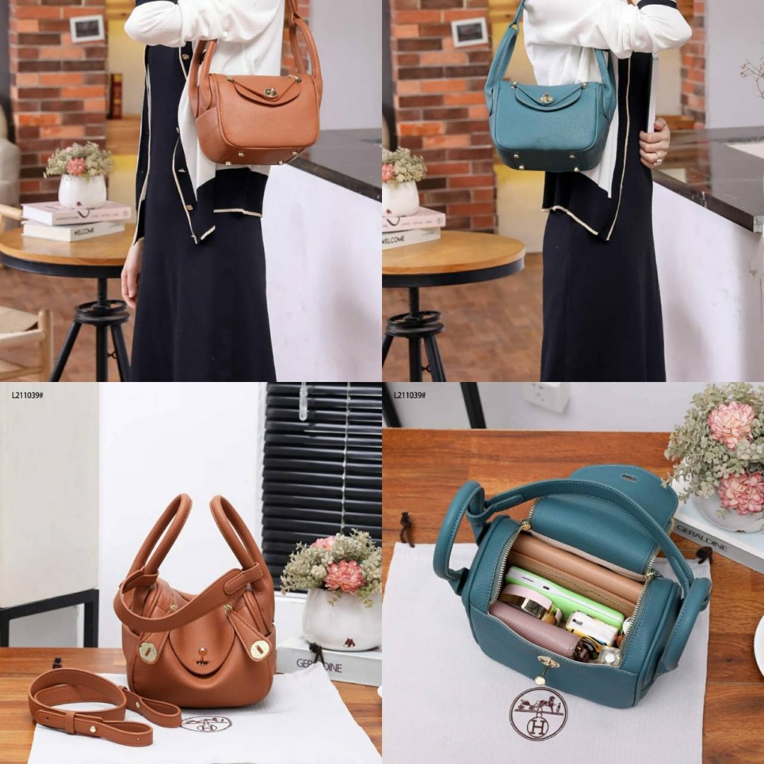 Hermes Lindy 20 Bag in Taurillon Clemence Leather with Shoulder Strap Handles And Gold Plated Hardware L211039 Val