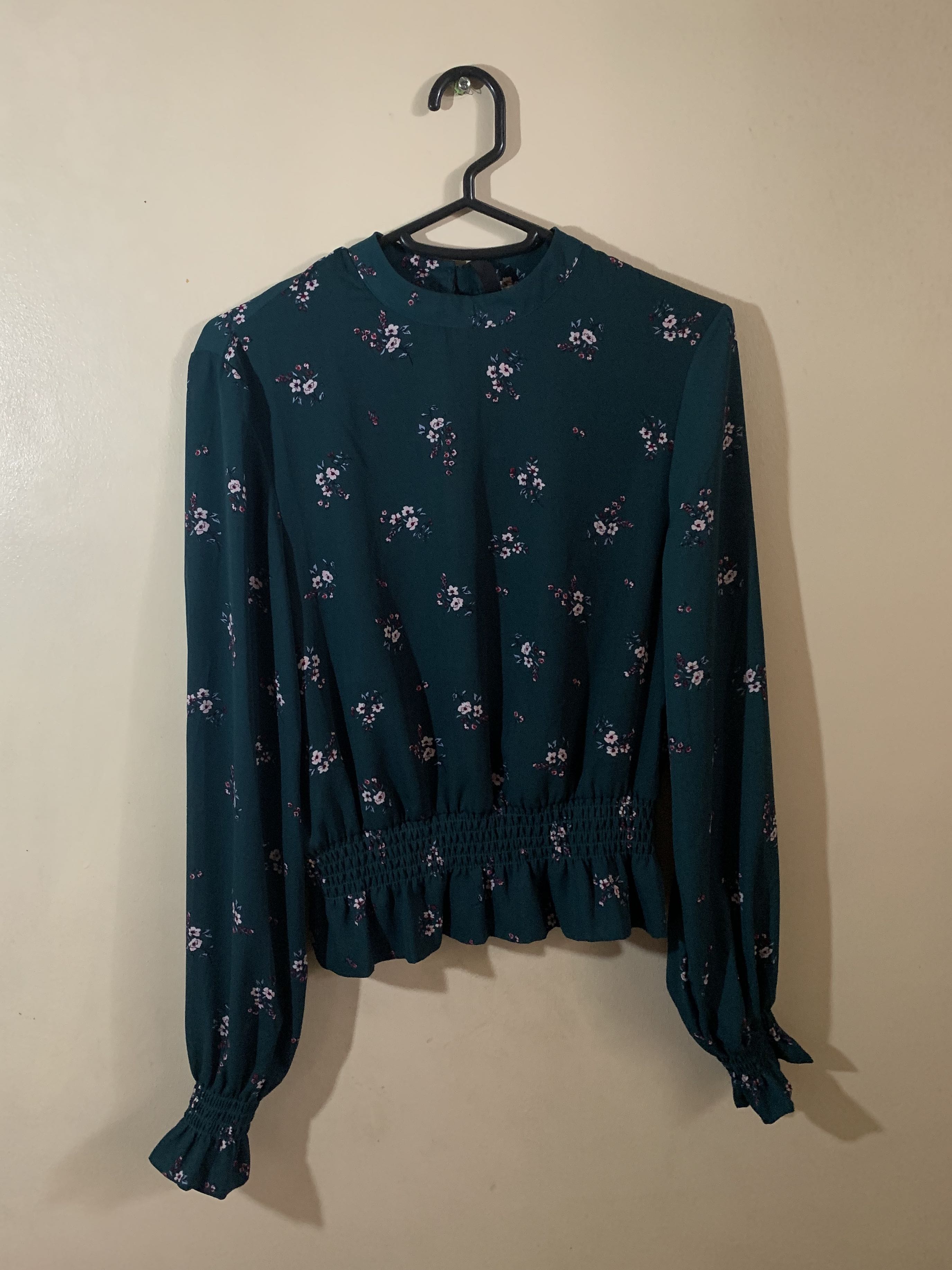 Handm Top Womens Fashion Tops Blouses On Carousell