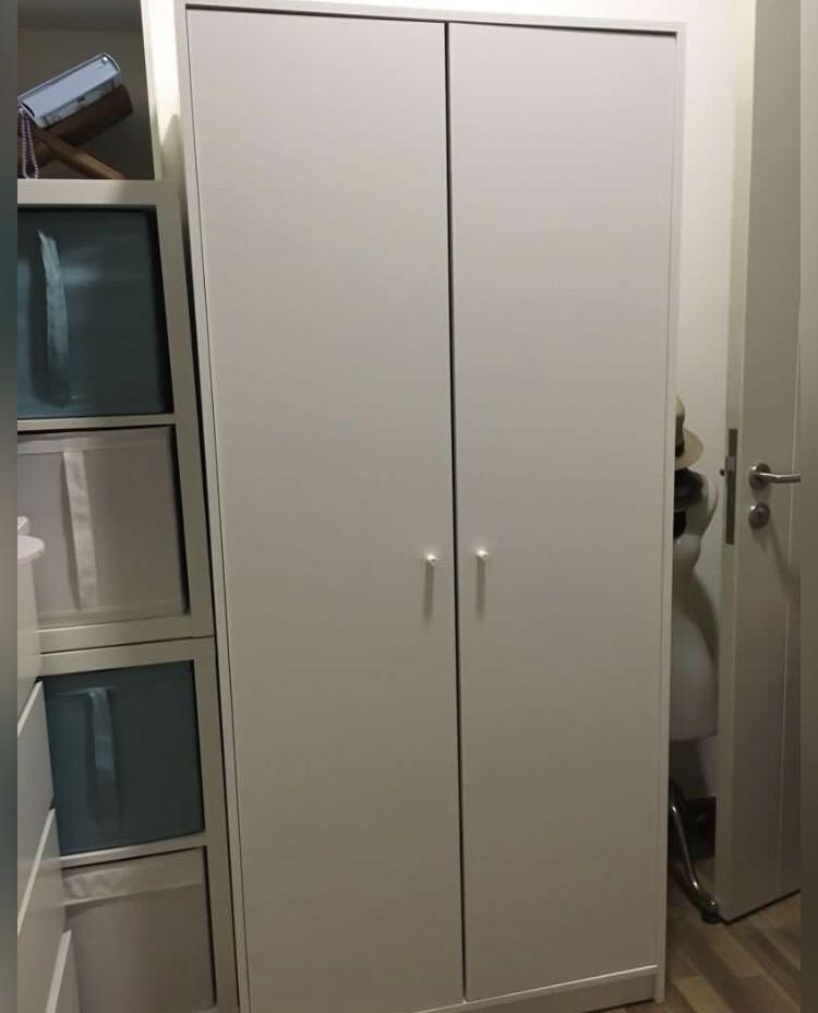 Kleppstad 2 store door wardrobe