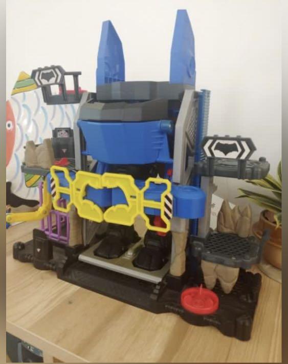 Imaginext batman robo batcave sale