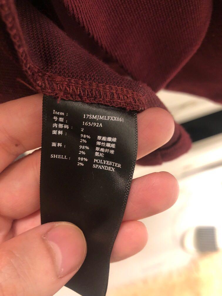 Initial （分類：外套及戶外衣服）位於 Hong Kong。 由 naam666 提交（商品編號 1143219120，圖片 3）。簡介： 。