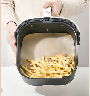 https://media.karousell.com/media/photos/products/2022/2/12/japan_sp_sauce_air_fryer_barbe_1644670349_9348bcbc_thumbnail