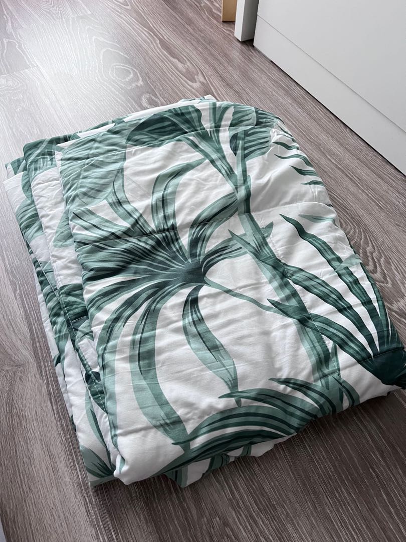 Kaison Blanket, Furniture & Home Living, Bedding & Towels on Carousell