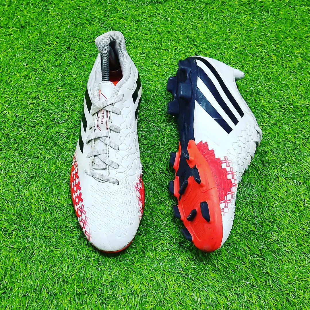Kasut bola clearance nike 219