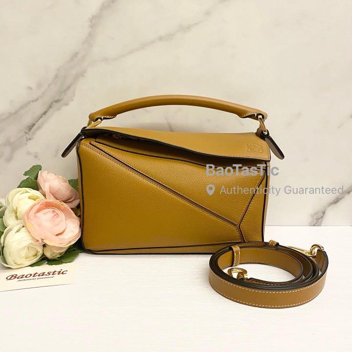 Loewe puzzle sales small light caramel