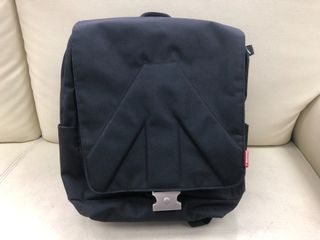 （分類：）位於 。 由 jlau33 提交（商品編號 1143140163，圖片 1）。簡介： 。