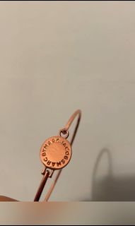（分類：）位於 。 由 katyleunggg 提交（商品編號 1143139849，圖片 1）。簡介： 。