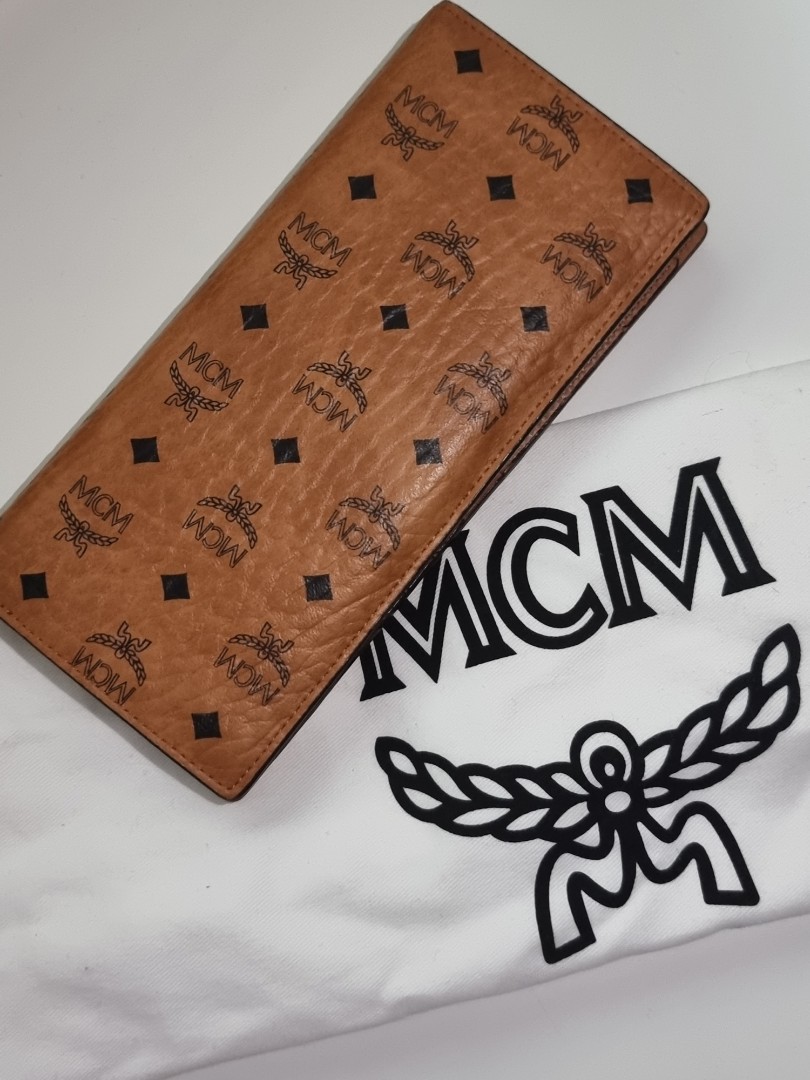 mcm continental wallet