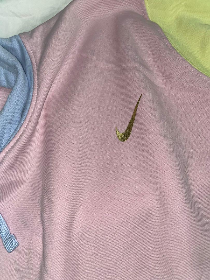 Nike metallic 2025 swoosh pastel tracksuit
