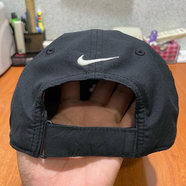 Disney nike cap store