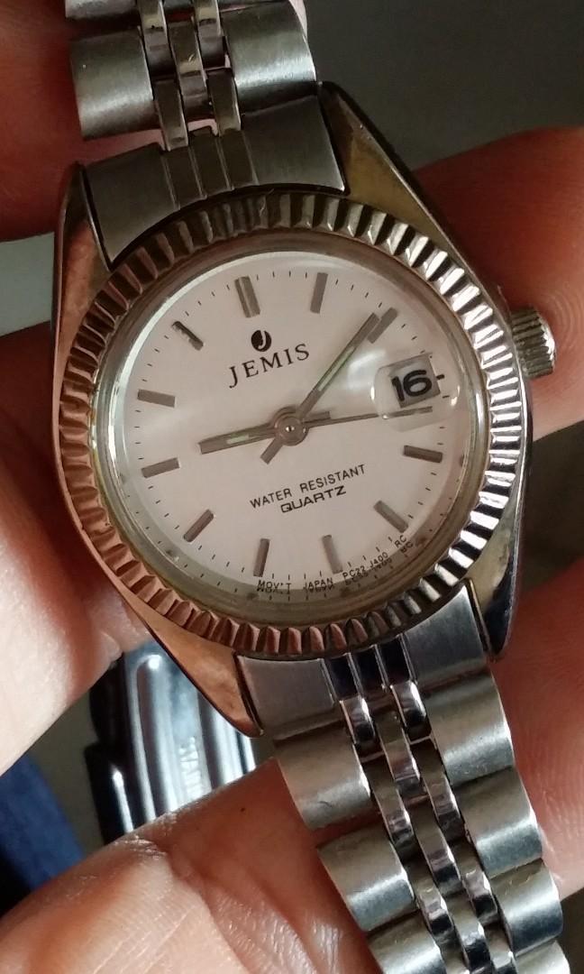 Jemis watch deals price