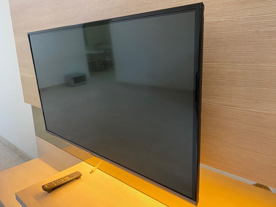 Panasonic 42 inch LED TV, TV & Home Appliances, TV & Entertainment, TV
