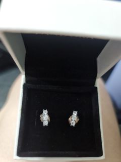 (Category: ) located in . Submitted by euniceq (Listing ID 1143205715, Image 1). Description: .