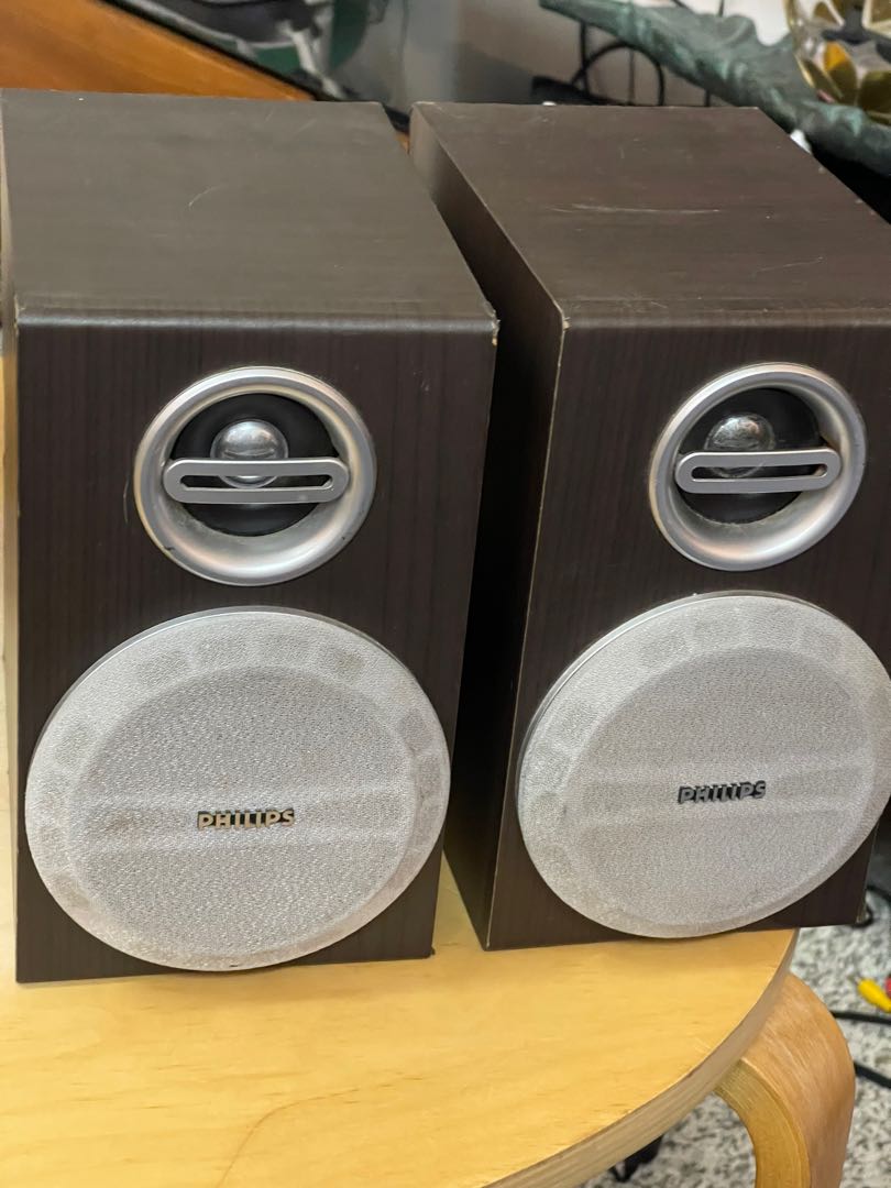 Philips shop wooden speakers