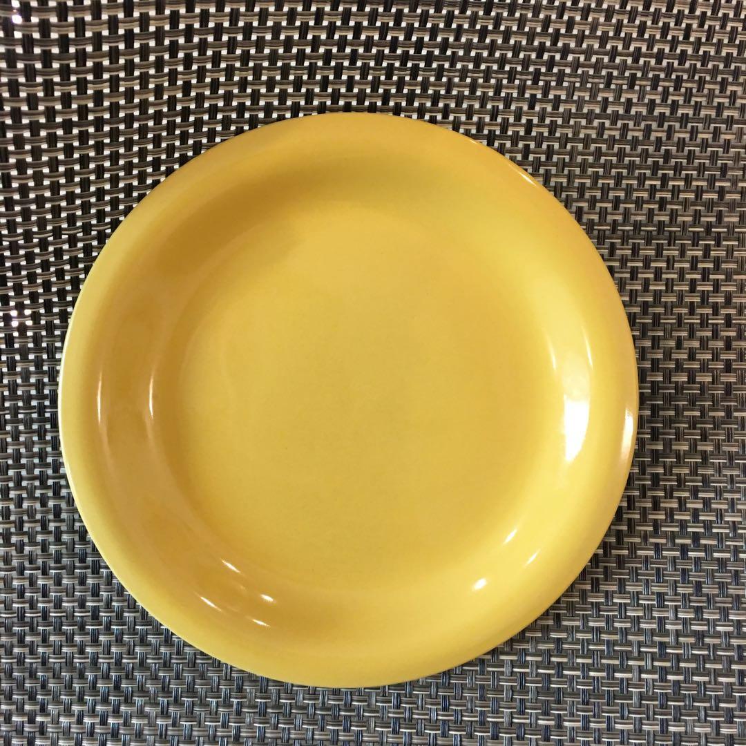 Spain Yellow Ceramic Plate (Category: Dinnerware & Cutlery) located in Manila. Submitted by urbanwear (Listing ID 1143214489, Image 1). Description: .