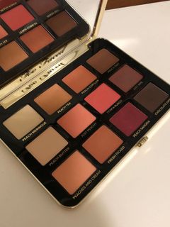 (Category: ) located in . Submitted by makeupsale10 (Listing ID 1143189295, Image 1). Description: .