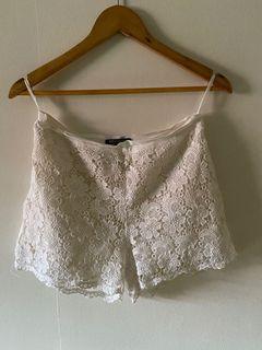 White lace shorts