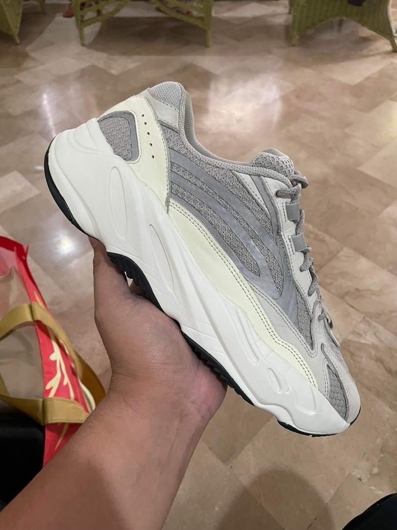 yeezy 700 12.5