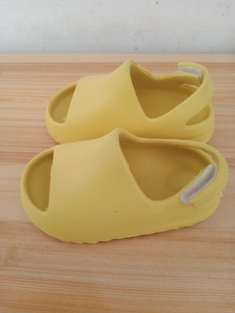 Yeezy kids replica
