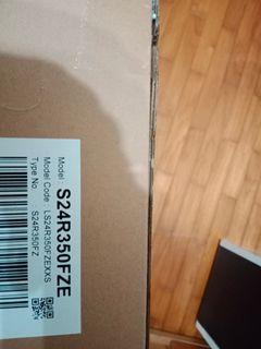 24" Samsung LED MONITOR SR35