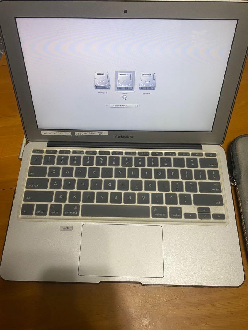 MacBook Air 2011 (11 吋) Model A1370 （雙系統+已裝Windows 7), 電腦