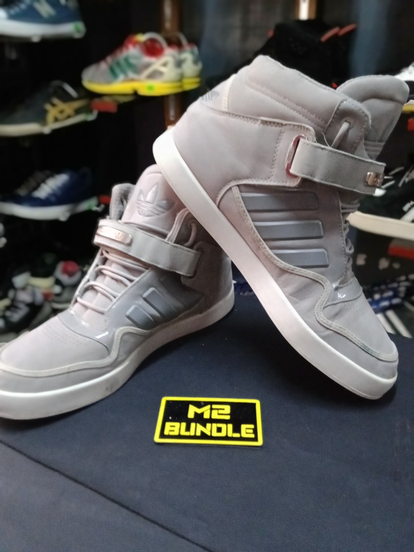 Adidas ar hotsell 2. grey