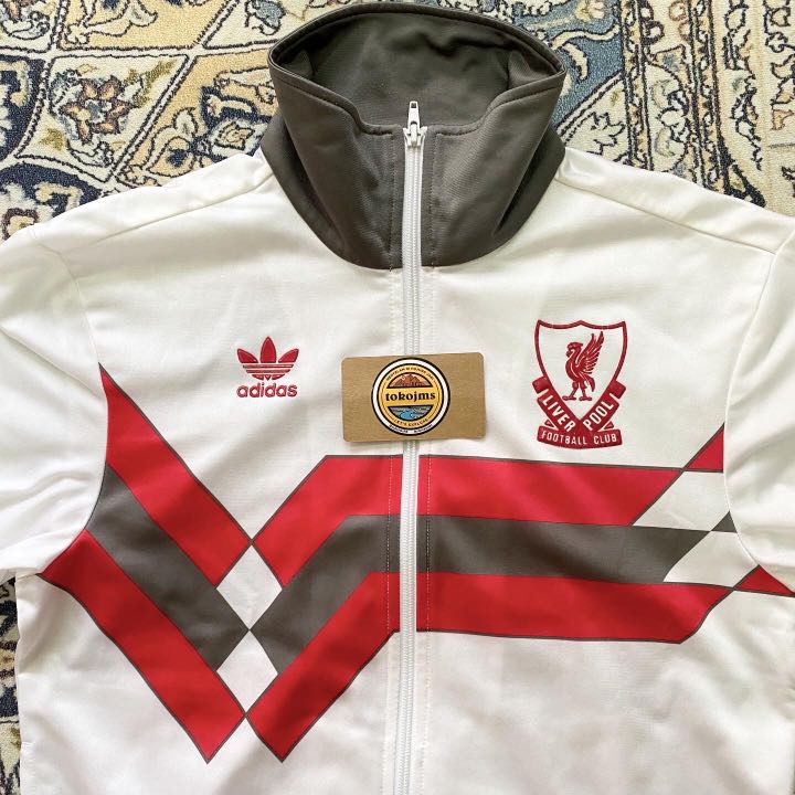 Liverpool hotsell adidas retro